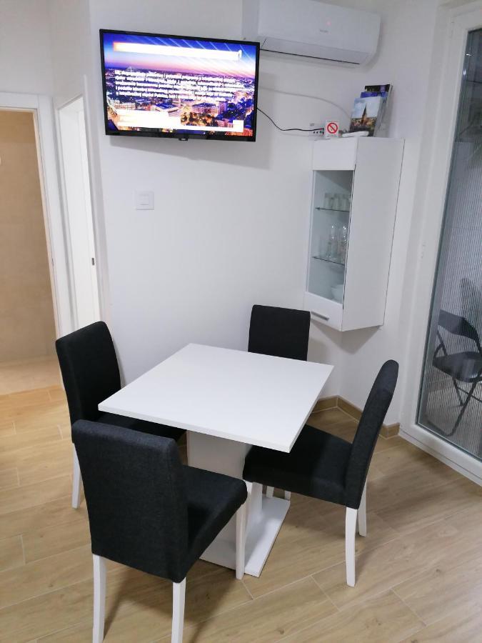 Apartman Ana 3 Σουμπότικα Εξωτερικό φωτογραφία